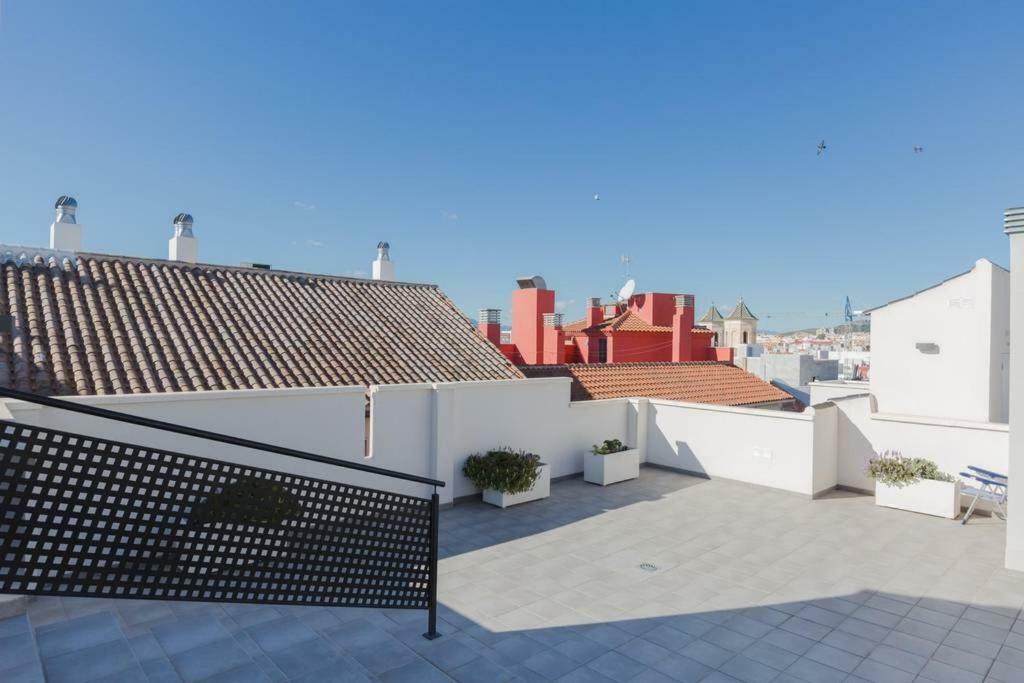 -Malagasunapts- Rooftop Pool & Free Parking Екстер'єр фото